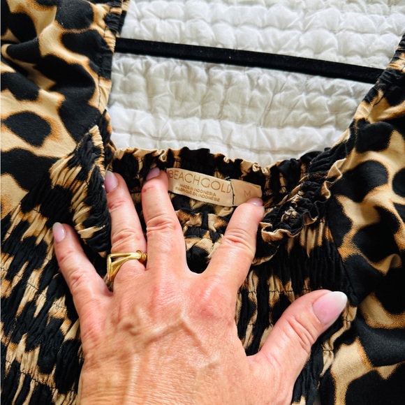 BEACHGOLD Dress, Size Medium - Picture 6 of 9